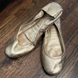 Elegant Gold Ballet Flats